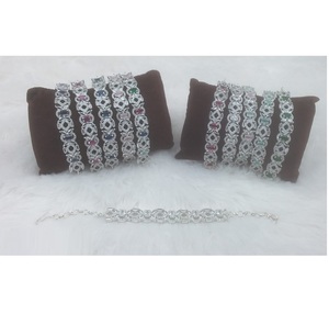 Bracelet AD polyvalent pour femmes le plus vendu Événements et célébrations formels appropriés pour l'approvisionnement mondial en provenance d'Inde - Product Image 1