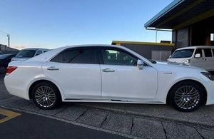 2014รถยนต์มือสอง Toyota Crown Majesta - Product Image 5