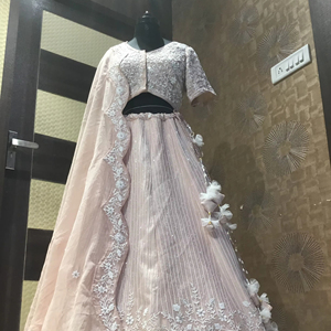 Recién llegado, cuentas hechas a mano, Zari Work Lehenga Choli, conjunto para mujer, vestido de novia de boda - Product Image 1