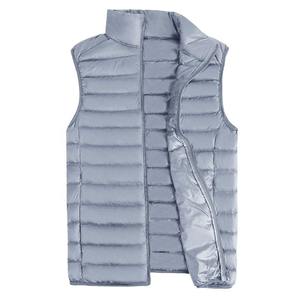 Gilet d'extérieur en polyester 100% personnalisable pour hommes, veste légère et sans manches, gilet bouffant OEM pour vêtements de golf - Product Image 1