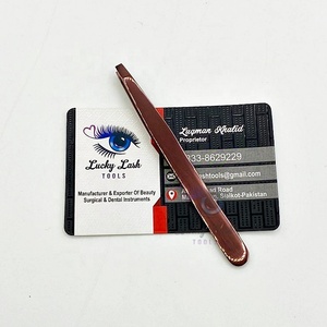 Pinzas de cejas de oro rosa de calidad de titanio personalizadas, pinzas de extensión de pestañas rectas con punta inclinada para ruso - Product Image 5