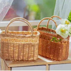 Panier de pique-nique en rotin, meubles de poupée Miniature Boho du milieu du siècle fait à la main