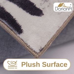 Tapis en peluche beige à fleurs DarianA 60x120 cm, polyester doux, fin, antidérapant, lavable en machine, support en latex moderne, rectangulaire, pour intérieur - Product Image 5
