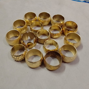 Ensemble de ronds à serviette en résine multicolore de la meilleure conception Vaisselle multiforme pour la maison et le restaurant Cuisine Nouveau style de vaisselle - Product Image 5