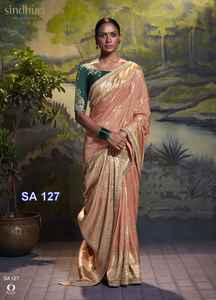 Dernier designer Pure Dola Silk avec bordure en dentelle fantaisie et broderie Worked Blouse saree - Product Image 2