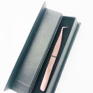 Pinzas de extensión de pestañas de acero inoxidable sólido profesional de oro rosa, agarre de diamante personalizable, Punta puntiaguda, tipo de bota de fibra - Product Image 1