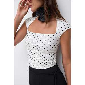 Top Corto Vintage con Estampado de Lunares, Estilo Retro Casual, Tejido de Gasa, Cuello Cuadrado con Decoración de Encaje, Corte Ajustado para Primavera - Product Image 3