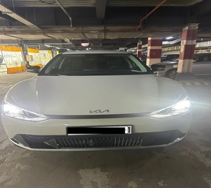 USADO, EV6 2023, Versión Estándar I, Bajo Kilometraje, Automático, Techo Panorámico, Luces LED, Luces Diurnas LED, 6 Asientos, Listo para ENVIAR - Product Image 1