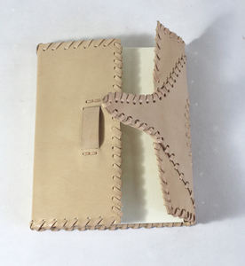 Journal en papier de coton recyclé fait main de couleur crème personnalisé, journal personnalisé avec des coutures à la main, journal en cuir d'aspect bohème - Product Image 2