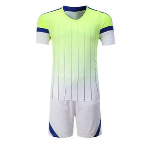 Uniformes de Fútbol Personalizados al por Mayor, Camisetas de Fútbol Sublimadas, Uniformes de Equipo Transpirables de Secado Rápido, Ropa de Entrenamiento OEM - Product Image 2