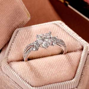 Jeulia <b>Twisted</b> Heart <b>Shaped</b> Engagement Ring with Side Stones - Product Image 4
