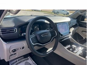 JEEP WAGONEER L BASE 2024 USADO, Volante a la Izquierda/Derecha - Product Image 3