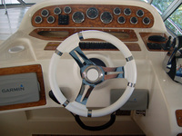 Yacht à moteur familial UBI 118 à coque en aluminium soudée, moteur hors-bord 200 CV, loisirs, longueur 10,90 m, capacité 8 personnes, 30-35 places pour excursions panoramiques