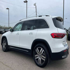 Mercedes-Benz EQB 2023 USADO EN PERFECTAS CONDICIONES - Product Image 3