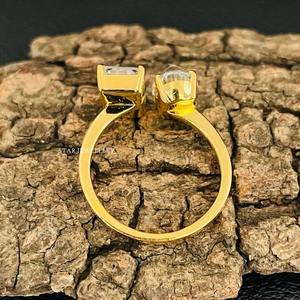 แหวนหมั้นเพชร14K ทรงรีสีทองรูปวงรีมรกต CVD IGI ได้รับการรับรองจาก Choi et Moi Christian Luxury - Product Image 3