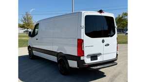 Fourgon utilitaire Mercedes-Benz Sprinter 2500 2023, toit standard, moteur diesel I4 HO, 144 pouces, propulsion arrière - Product Image 6