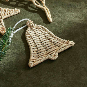 Decoración navideña de granja 2024, adorno colgante de árbol de campana de Navidad de mimbre Natural, colgante de campanas de ratán para decoración del hogar - Product Image 3