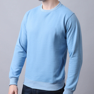 Sweat-shirt décontracté pour homme, manches longues, col rond, coupe classique, couleur unie, tissu doux et confortable, streetwear moderne, mode quotidienne - Product Image 2