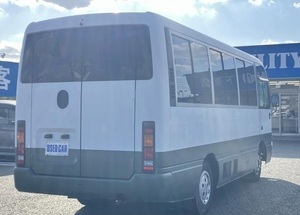 ECONÓMICO! Autobuses CIVILIANS 2WD Usados del 2000 con Volante a la Derecha - Product Image 5