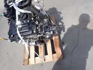 Reliable Second-Hand 8AR-FTS Engine 2.0L Turbo Gasoline <b>for</b> Auto Applications - Product Image 4