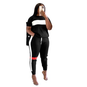 Vêtements de sport Survêtements d'entraînement Gym Fitness pour femmes Ensemble deux pièces Survêtement Jogging pour femmes - Product Image 4