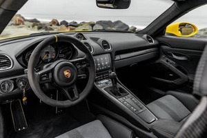 2023พอร์ช718เคแมน GTT4 RRS รถสปอร์ตที่เน้นคนขับน้ำหนักเบาที่ออกแบบมาเพื่อครองแทร็กด้วยความคล่องตัว - Product Image 2