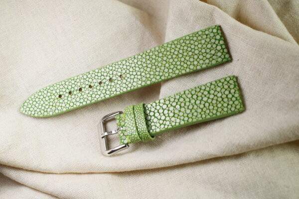 สีเขียว