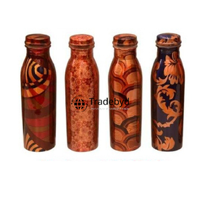 Botella de cobre natural elaborada para una hidratación consciente beneficios de bienestar de agua pura Tradebyd - Product Image 4