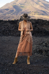 Boho Fringe Vest Robe/ Festival Cape/Beige Boho Vest Parfait en combinaison avec nos robes - Product Image 4