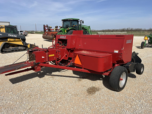 เครื่องอัดฟางสี่เหลี่ยมขนาดเล็ก Case IH SBX540 ราคาโรงงาน เครื่องอัดฟางสี่เหลี่ยมสำหรับการเกษตร อุปกรณ์อัดฟางหญ้าแห้งขนาดเล็ก ประสิทธิภาพสูง - Product Image 3
