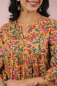 Palette de couleurs vibrantes jaune et rose mélange magnifiquement robe de niveau de style traditionnel et contemporain robe d'occasion de fête parfaite - Product Image 3