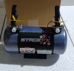 Pistola de Polvo de Colores de Doble Chorro Más Vendida, 4 kg, Polvo Holi Ecológico y Seguro para la Piel para Graduaciones, Acción de Gracias y Fiestas al Aire Libre - Product Image 1