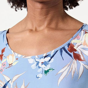 Camiseta de sublimación para mujer de peso pesado personalizada de algodón 100%, camiseta en blanco de cuello redondo de verano de alta calidad para mujer, venta al por mayor - Product Image 3