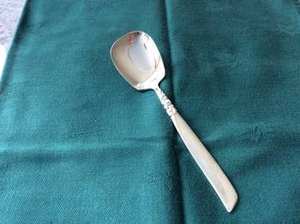 Juego de cubiertos de cuchara de acero inoxidable con diseño elegante Chapado en plata Perfec Cutleryt para restaurante, boda y uso de utensilios de cocina - Product Image 2