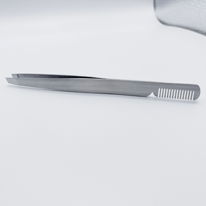 Peigne à sourcils à pointe inclinée de la meilleure qualité, finition terne - Product Image 4