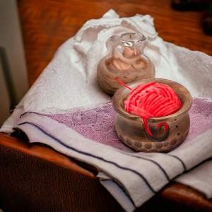 Support de bricolage en bois indien fait à la main pour la couture au crochet bol de fil artisanal avec trous pour éviter les enchevêtrements glissants - Product Image 5