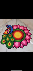 Truyền thống nhiều màu acrylic sàn nghệ thuật mô hình sôi động Peacock sen rangoli thiết kế cho trang trí lễ hội - Product Image 1