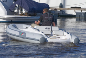 Lancha de Trabajo de Lujo AB Inflatables 350 XP 4m BRP ROTAX 90hp con Motor Interno JetDrive, Usada, 2023 - Product Image 2