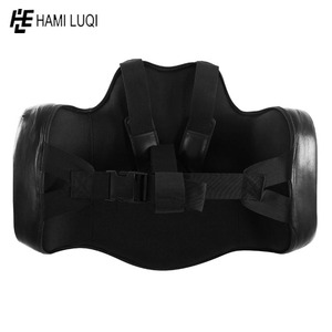 Protector de pecho de boxeo de cuero duradero de primera calidad, equipo de entrenamiento esencial para Muay Thai Karate MMA Boxing - Product Image 2