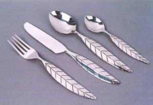 Ensemble de couverts de style moderne, design artisanal, poli brillant, couverts décoratifs pour la cuisine, décoration de table pour le dîner de mariage - Product Image 4