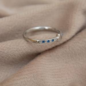 Joyería de Plata de Ley 925 Zirconia cúbica anillo de joyería minimalista hecho a mano ligero - Product Image 4