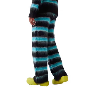 Pantalones de chándal de mohair para uso al aire libre con logotipo personalizado, ropa deportiva personalizada para hombre, pantalones de chándal para hombre - Product Image 4