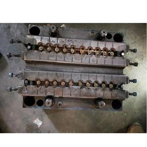 Moules d'injection plastique de haute qualité pour les applications industrielles Meilleur prix pour les industries automobile et médicale - Product Image 1