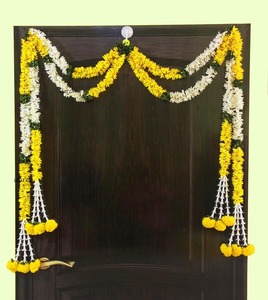 Tissu jasmin tenture murale chaîne traditionnelle indienne décor à la maison et Haldi Mehendi décoration de mariage toile de fond chaîne suspendue - Product Image 1