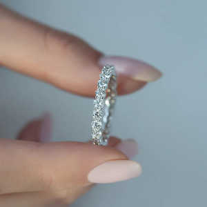 Anillos de boda de corte brillante redondo de moissanita de color D para mujer Producto elegante y lujoso - Product Image 4