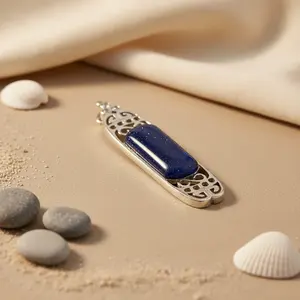 Collar de Plata 925 de Moda con Colgante de Piedra Arenisca Azul, Regalo para Mujer con Cadena de Eslabones en Forma de Corazón de Aleación de Latón con Diamantes de Circonio - Product Image 1