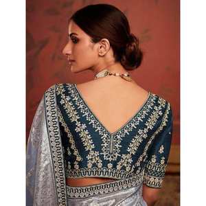 ผ้าไหมซารีสีเทาหรูหราทอแบบซารีพร้อมเสื้อคลุมสำหรับงานเทศกาลและการแสดง - Product Image 3