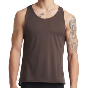2026 Seamless <b>Singlet</b> Plain Manufacturer Streetwear Vintage Custom Design Round Neck Sleeveless Running Wear Tank Top <b>For</b> <b>Men</b> - Product Image 5