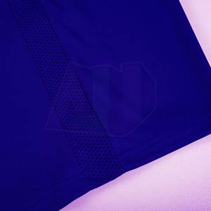 Uniforme de football à manches courtes durable et respirant pour hommes actifs, vêtements de sport personnalisables pour les clubs et la compétition - Product Image 6