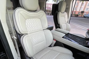 Moteur V6 turbo de 450 ch noir L-abel, en excellent état - Product Image 5